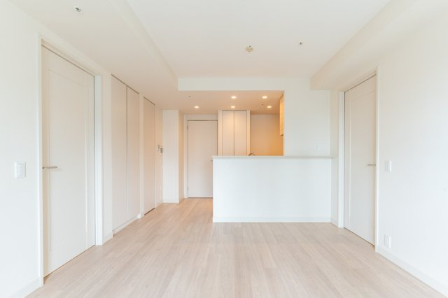 グランドメゾン新梅田タワー THE CLUB RESIDENCEの居間・リビング