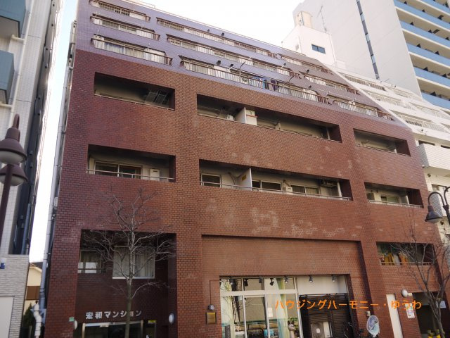 【外観】 | 宏和マンション池袋 | ここに住むからこそ意味がある。そんな情緒感に浸りながら、毎日を愉しんでいただきたいです。