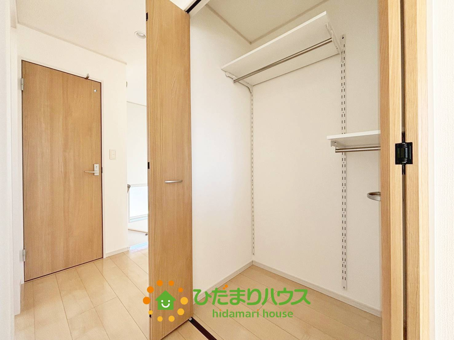 古河市女沼　中古一戸建ての収納