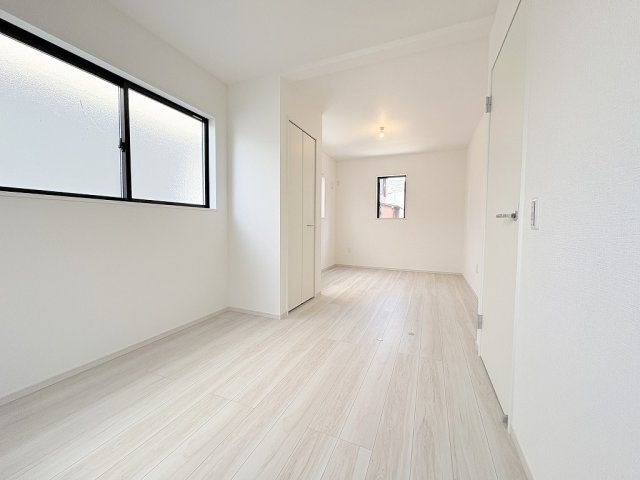 三郷市上彦名　新築戸建　全1棟の洋室|同施工会社の参考写真になります。