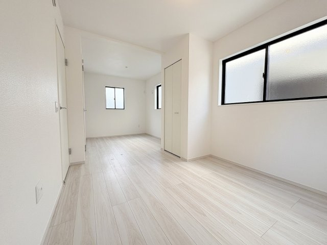 三郷市上彦名　新築戸建　全1棟の洋室|同施工会社の参考写真になります。