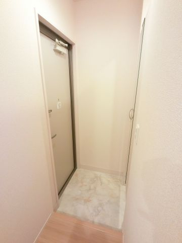 【玄関】