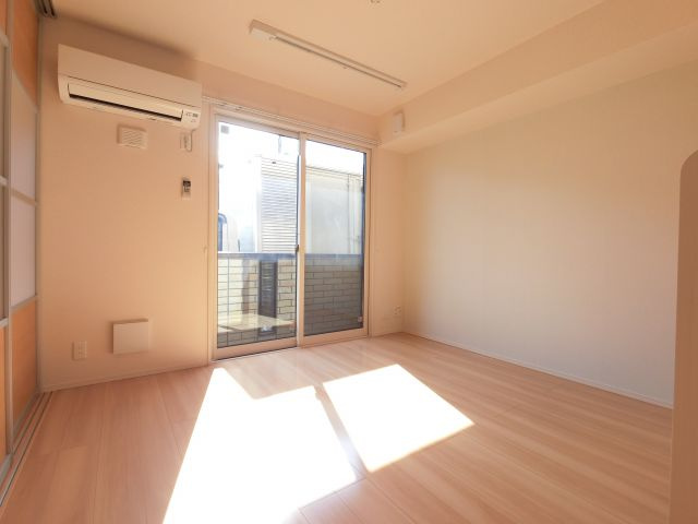 【居間・リビング】