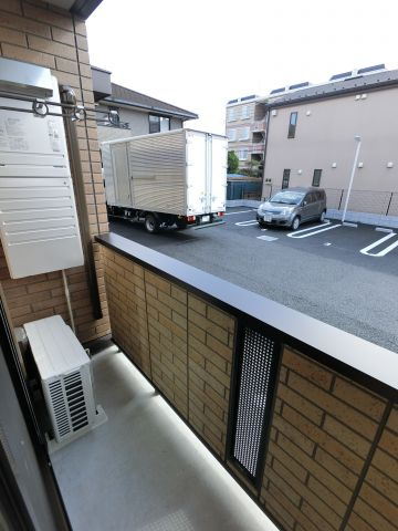 【バルコニー】