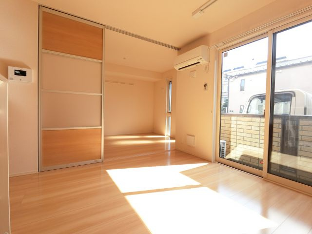 【居間・リビング】