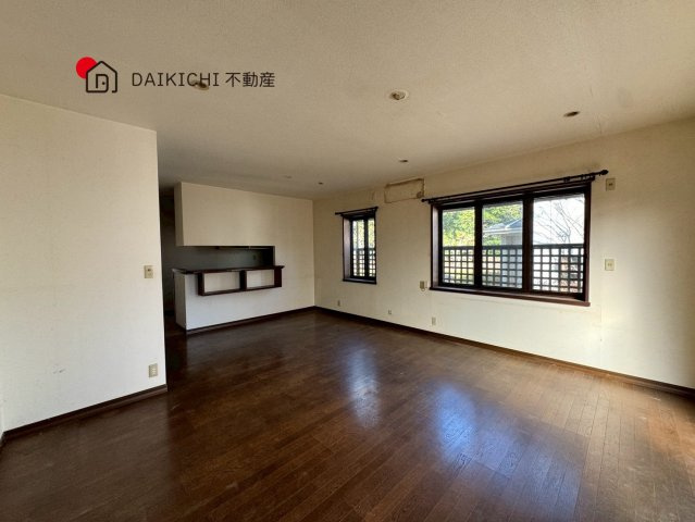 【居間・リビング】 | 東松山市白山台　中古戸建