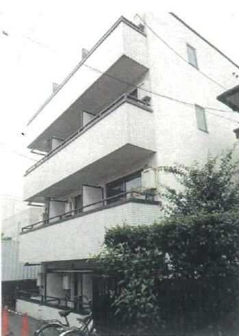 ルーブル新宿の外観