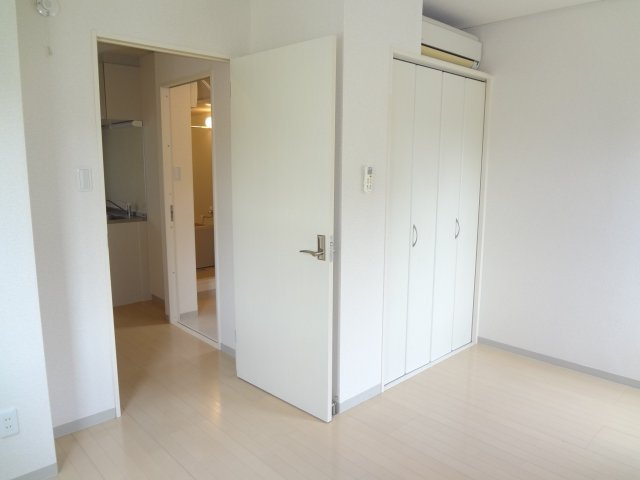 ヴィラ・ハーベストムーンの居間・リビング