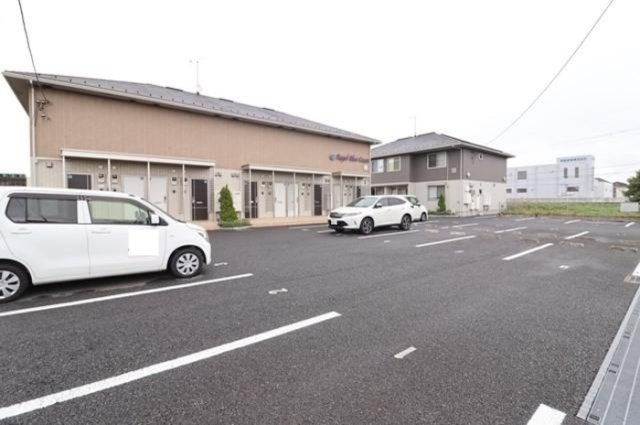 ロイヤル ブルー オーシャン　Ａの駐車場|駐車場