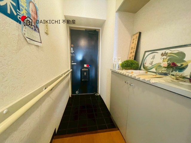 【玄関】 | ワコーレロイヤルガーデン北本E棟