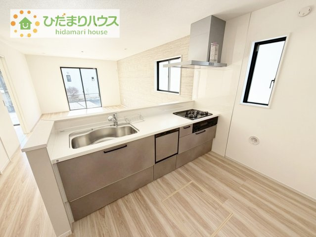 【キッチン】 | 取手市井野9期　新築戸建　2号棟 | 新婚さんにおすすめ！おしゃれなカウンターキッチンのあるLDKです(#^^#)