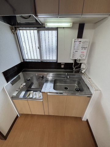 ファミール清水のキッチン