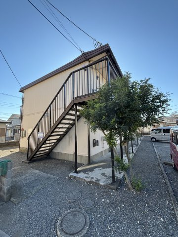 ファミール清水の外観