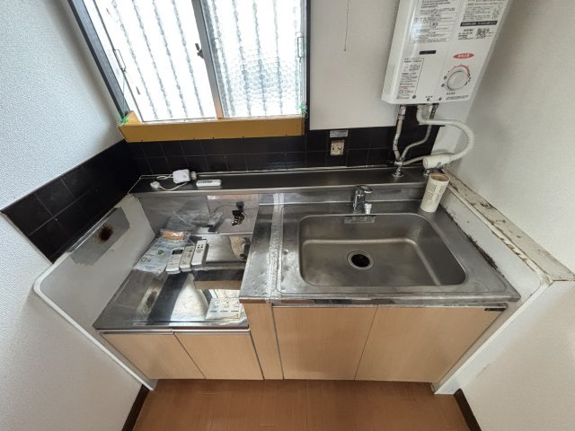 ファミール清水のキッチン