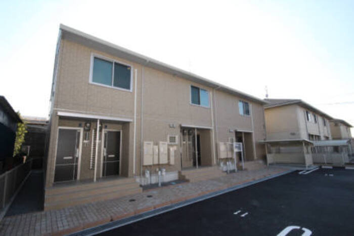 ガレンド吉尾 B棟