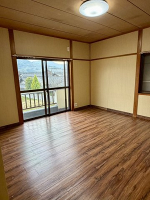 【居間・リビング】 | 高野口町名倉戸建