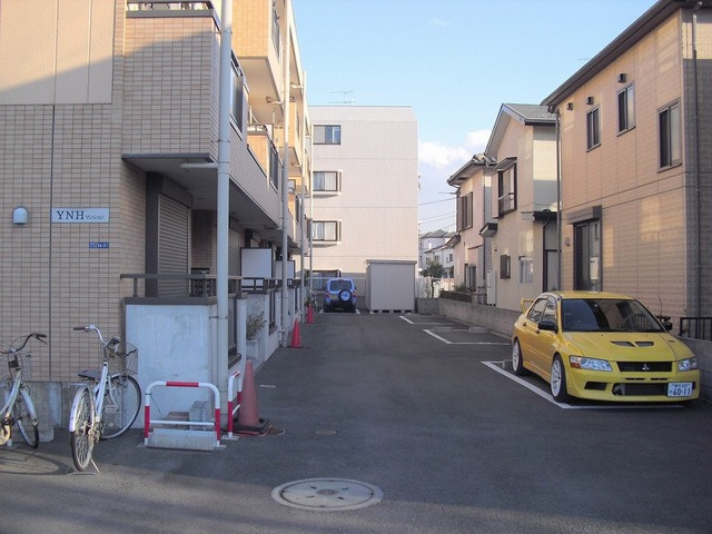 ＹＮＨマンションの駐車場|敷地内駐車場