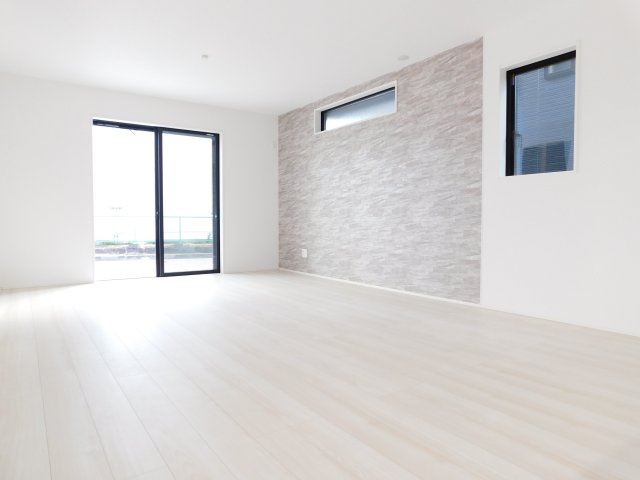 北名古屋市中之郷八反の新築一戸建の居間・リビング|◇リビング◇　　南面リビング約１８．０帖　家族が集まってもゆとりのあるリビング♪