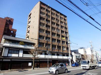 グランコスモ鴨川の外観