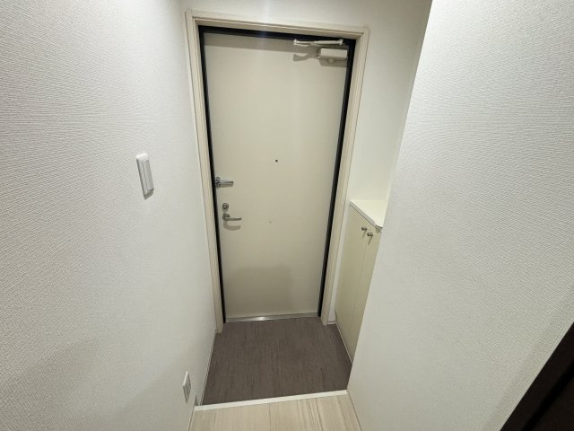 CROSS COURT NAKA-AOKIの玄関|※別室参考写真です。