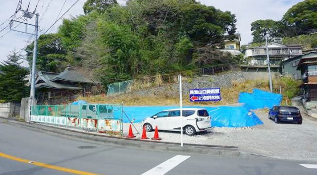 熱海市　上宿町の前面道路含む現地写真