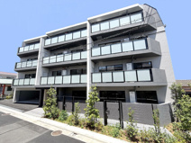 CREAL premierの画像