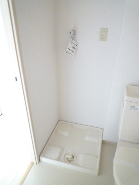 芝コーポ５号館のその他|洗濯機置場です