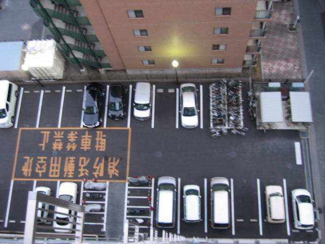 芝コーポ５号館の駐車場