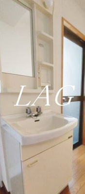 【独立洗面台】 | ファミール井田 | 独立洗面台です。