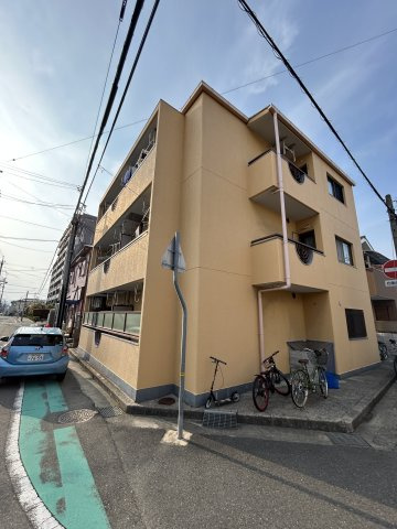 シャトリエコマエ
