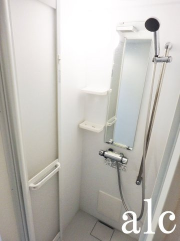 KONZ　HOUSEのシャワールーム|すっきりとしたシャワールームです