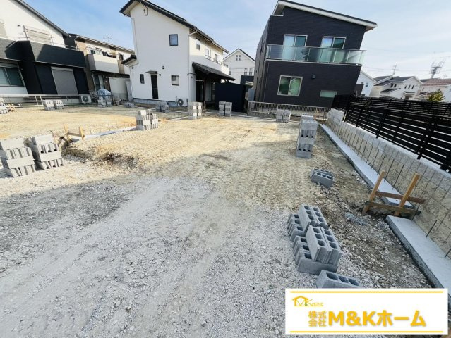 常滑市飛香台7丁目　全2棟　2号棟の駐車場|Ｒ8.2.5撮影　WIC完備☆