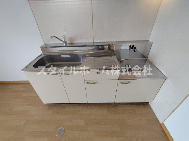 ハイステージ桜Aのキッチン|同建物内別部屋の写真です。