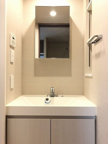 フレールコート東別院の洗面所