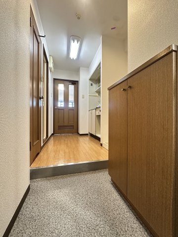 エスポワール東進の玄関