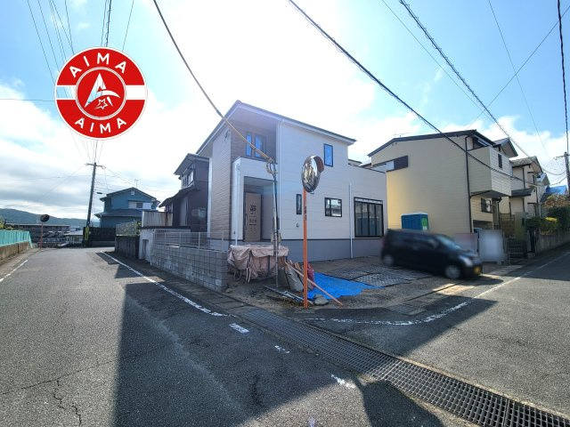 筑紫野市大字永岡第1-1棟（1号棟）　の前面道路含む現地写真|見学の時間などお気軽にお問い合わせ下さい。