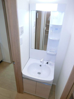 【独立洗面台】