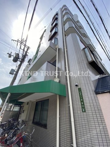 パレス北梅田の外観|きれいな外観です