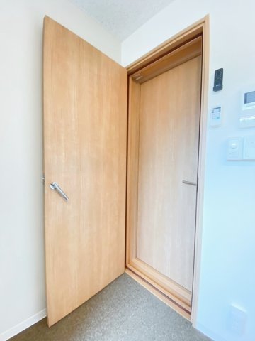 リトルズトーンラシクラス平和公園の内装