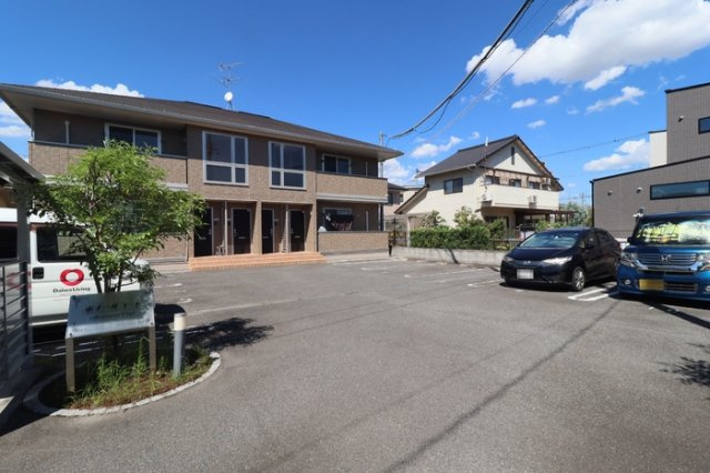 ボナールコートの駐車場