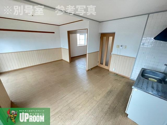 グリーンハイツ白山第1の居間・リビング