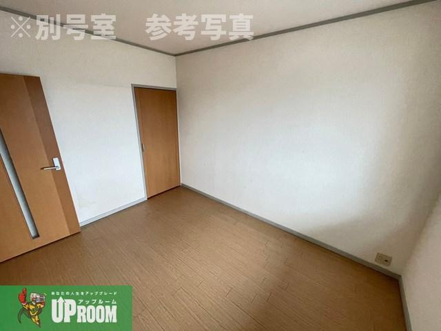 グリーンハイツ白山第1の洋室