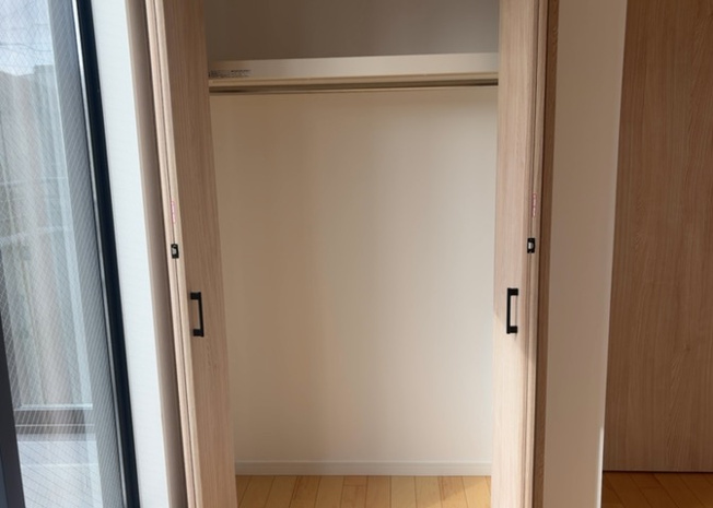 【収納】 | 家族構成や住宅環境によって収納の仕方は十人十色！キッチン、リビング、玄関、寝室など、部屋ごとのいろんな収納を使って自慢のお家にしませんか？物件をご内見する際は、収納の場所や数は事前チェックしましょう！