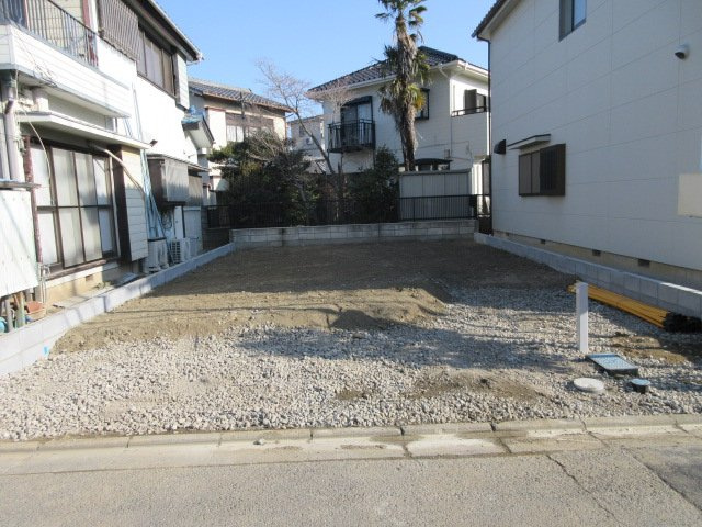 【仲介手数料無料】新築戸建　熊谷市本石2-324（全1棟）の前面道路含む現地写真
