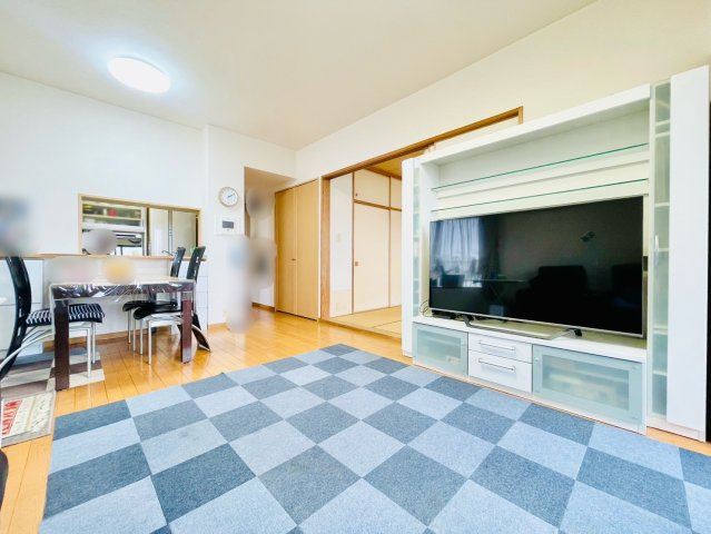 藤ケ丘シティハウスの居間・リビング|LDK①