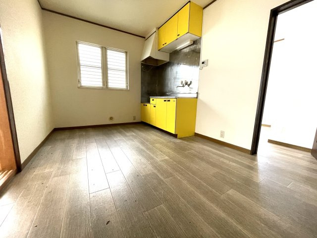 グッド　ウッド　ハウスの洋室