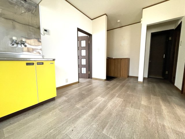 グッド　ウッド　ハウスの洋室