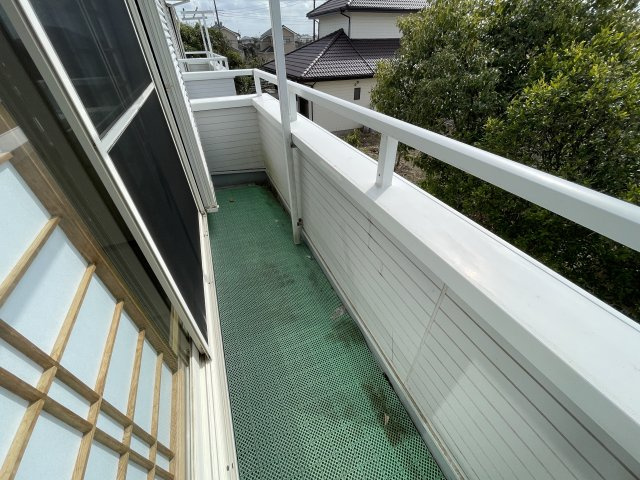 グッド　ウッド　ハウスのバルコニー