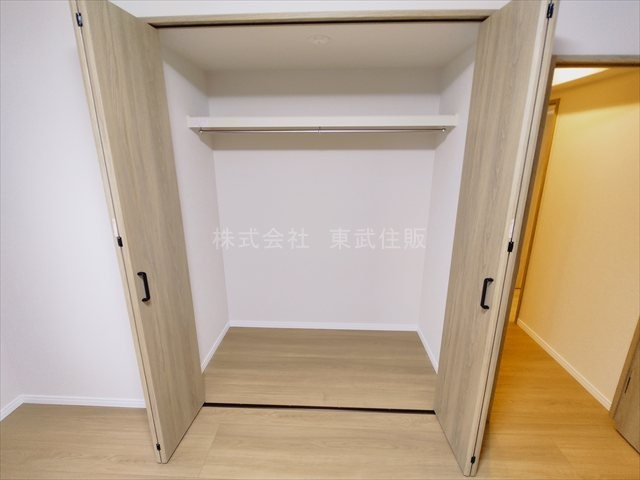 【収納】 | みよしみずほ台サンライトマンションD棟 | 洋室6.1帖北西側収納