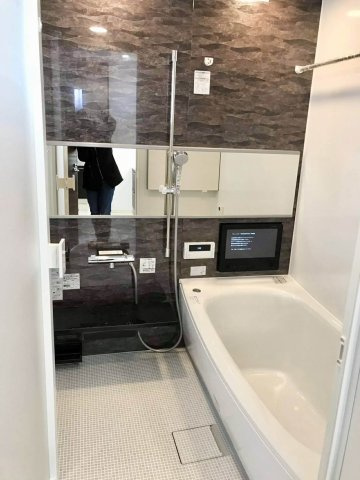 祖師谷５　戸建の浴室|浴室換気乾燥機・浴室地デジTV16インチ・浴室ミストサウナ・ほっカラリ床